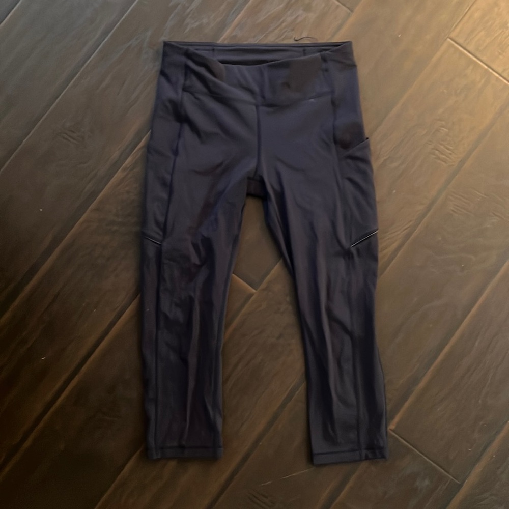 Capri Lululemon leggings with pockets
